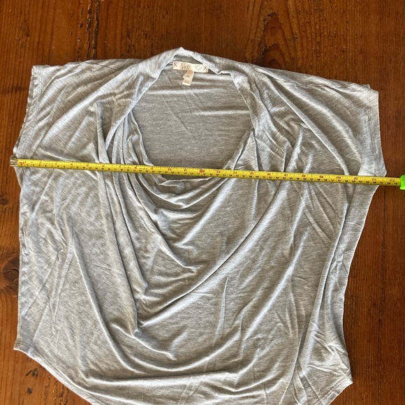 Soft Joie Grey Short Sleeve T-Shirt with Cowl Front Size Medium - Picture 9 of 9